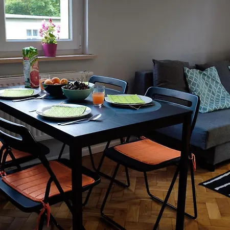 Victus Apartamenty, Kamienica Grottgera